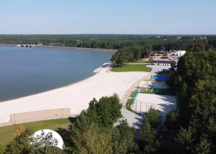Nr 3 Europa22 Standard Apartament Centrum Miasta Tomaszowa Mazowieckiego Obok Szpital I Arena Lodowa Z Wanna I Parkingiem Netflix Max Free Wielki Sloneczny Balkon Expresowe Latwe Zameldowanie
